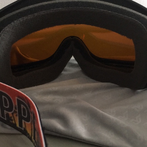 Von Zipper Snow Goggles - Picture 3 of 4